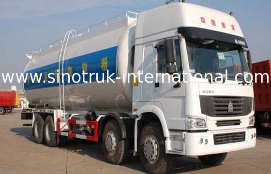 SINOTRUK HOWO Bulk Cement Truck 371HP 8X4 RHD 36-45CBM  ZZ1317N4667W