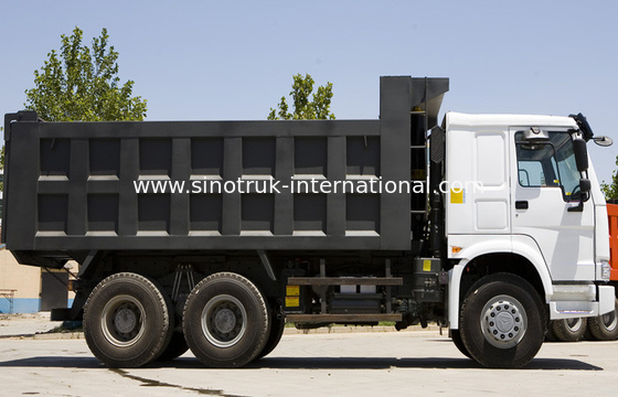 Колеса тележки сброса SINOTRUK Tipper HOWO 10 могут нагрузить песок 25-40tons или камни