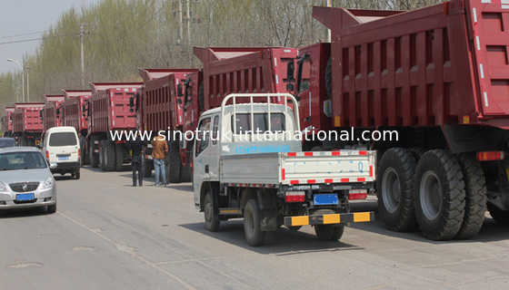 Тележка сброса LHD минирования SINOTRUK HOWO70 10Wheels 371HP 70 тонн ZZ5707S3840AJ