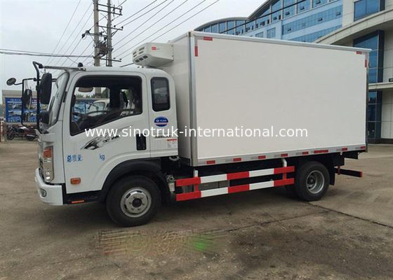 Профессионал Refrigerated тележка 8 тонн 20-25CBM SINOTRUK HOWO LHD Euro3 140HP 4X2