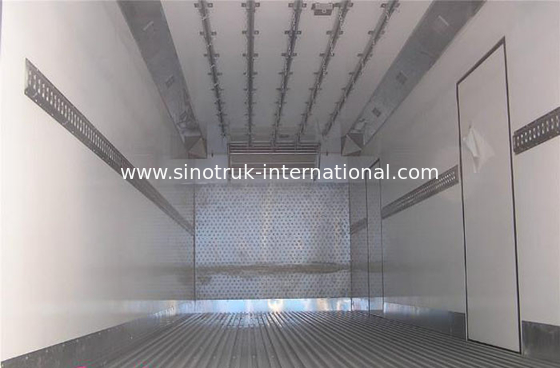 Профессионал Refrigerated тележка 8 тонн 20-25CBM SINOTRUK HOWO LHD Euro3 140HP 4X2