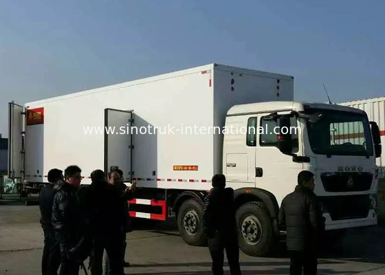 Замороженная еда ЛХД 8×4 Рефригератед тележка доставки энергопотребление 40 тонн низкое