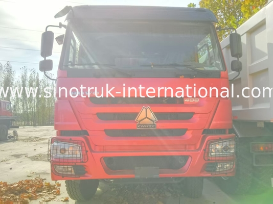 Свертывающий грузовик SINOTRUK HOWO A7 8X4 для строительства ZZ3317V3567B1