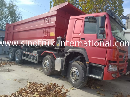 Свертывающий грузовик SINOTRUK HOWO A7 8X4 для строительства ZZ3317V3567B1