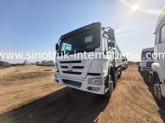 375 лошадиных сил, грузоподъемность 40-50 тонн и длина грузового ящика 7300 мм