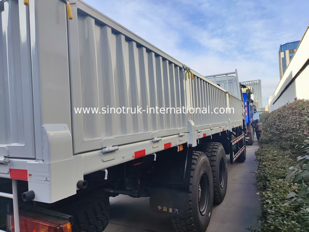 Отпустите мощь и универсальность Все завоевание Белый HOWO 6x6 400 л.с.
